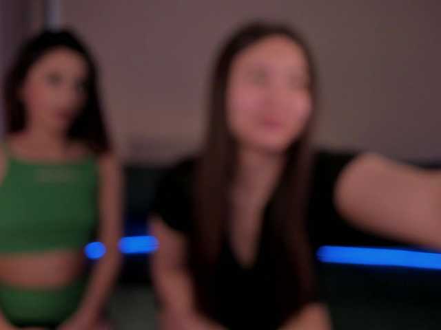 twomoonss's BongaCams show and profile