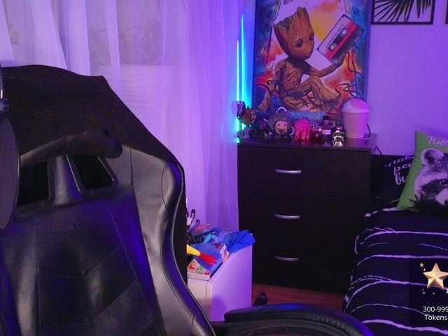 LadyLL's BongaCams show and profile