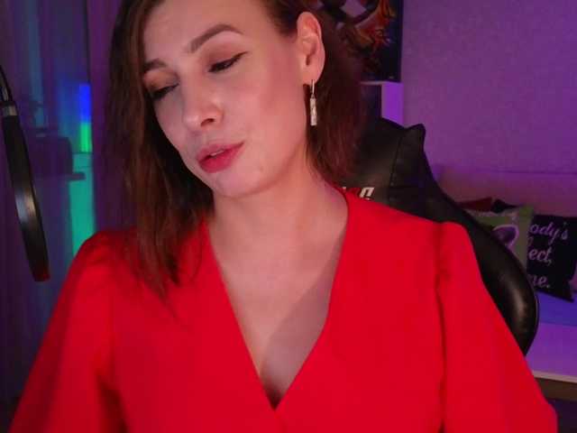 LadyLL's BongaCams show and profile