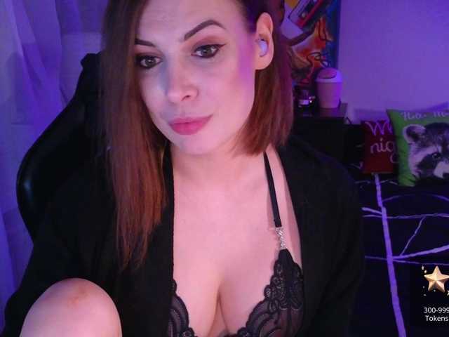 LadyLL's BongaCams show and profile