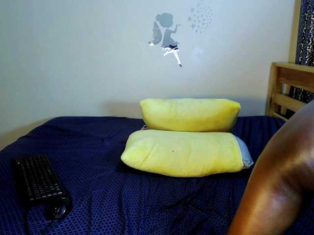 DesiredTease's BongaCams show and profile