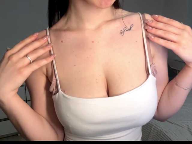 CaronPenniston's BongaCams show and profile