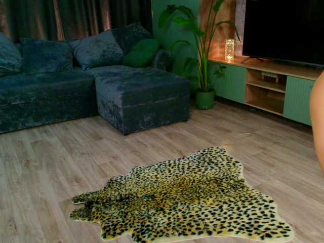 Shanita-moon webcam stream