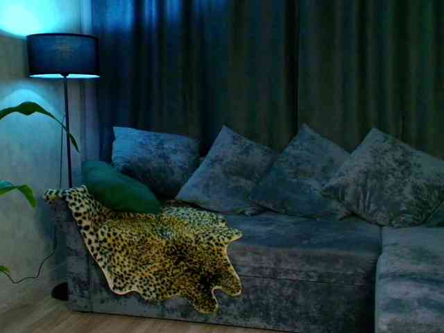 Shanita-moon Shanita-moon