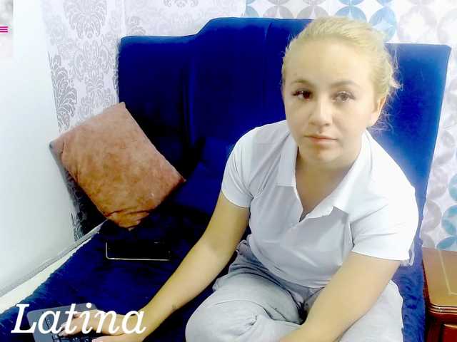 Latina Angel (LatinaAngel)