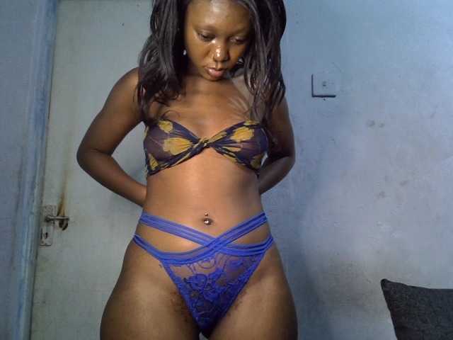 SpicyMackenzie1 webcam