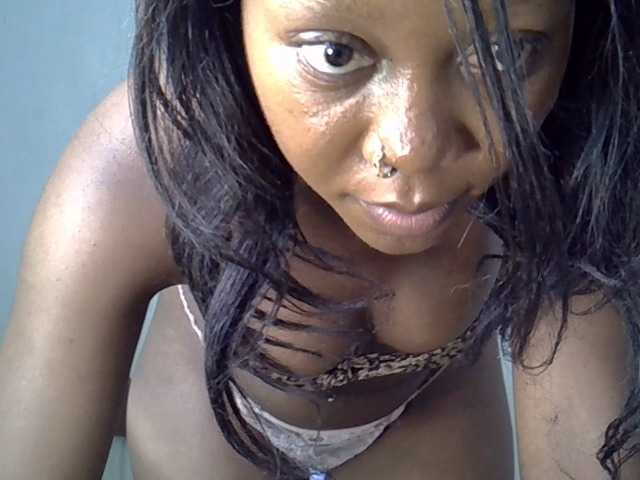 SpicyMackenzie1's BongaCams show and profile