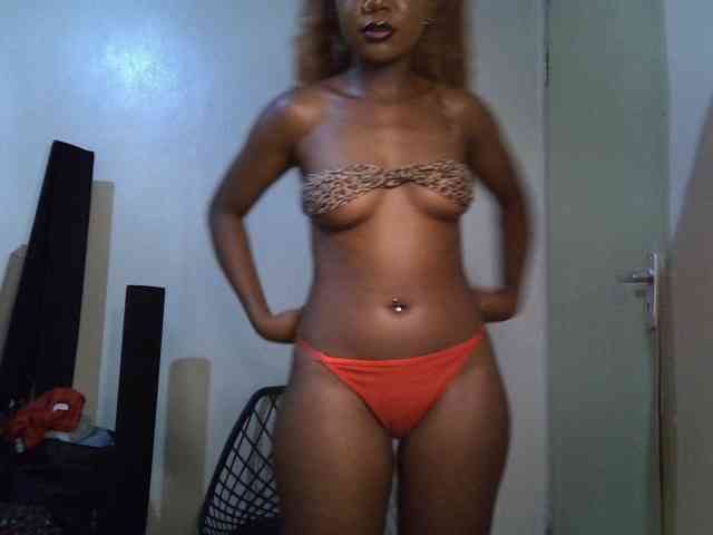 SpicyMackenzie1 webcam