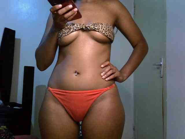 SpicyMackenzie1 webcam