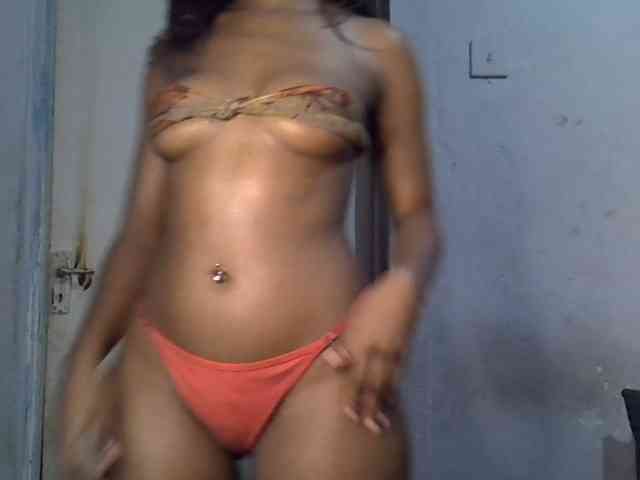 SpicyMackenzie1 webcam