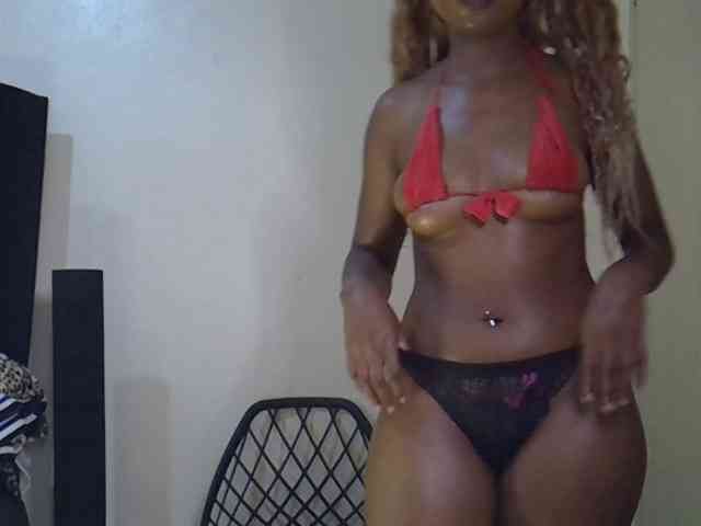 SpicyMackenzie1 webcam