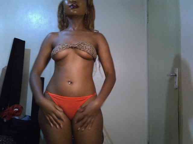 SpicyMackenzie1 webcam