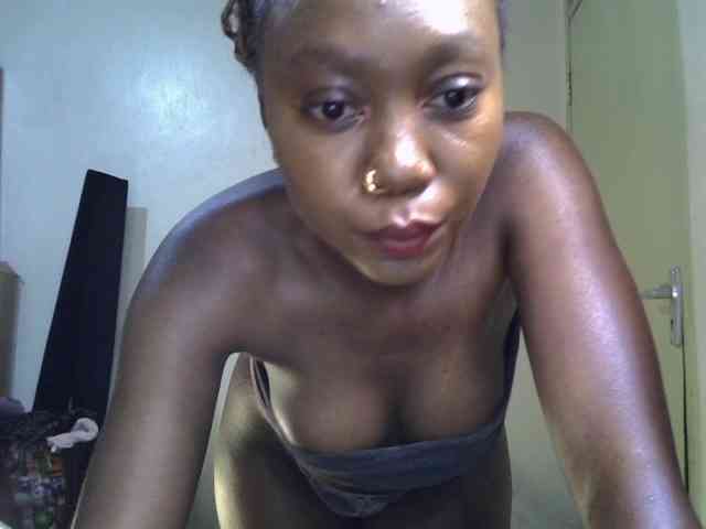 SpicyMackenzie1 webcam