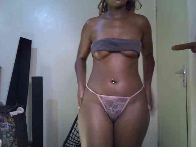 SpicyMackenzie1 webcam