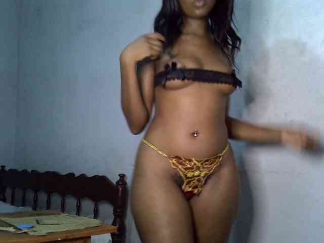 SpicyMackenzie1 webcam