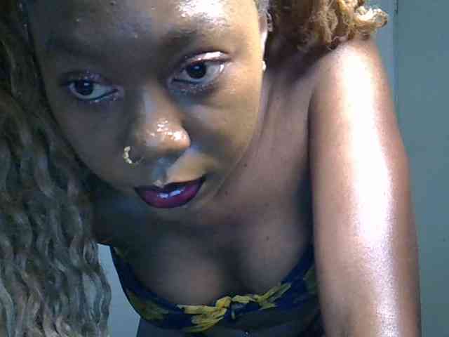 SpicyMackenzie1 webcam