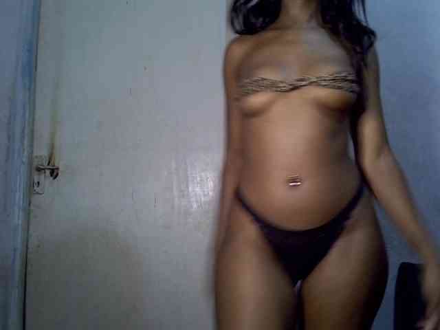 SpicyMackenzie1 webcam