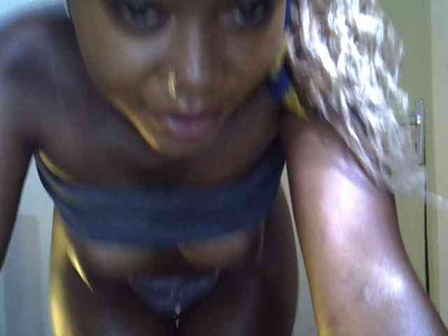 SpicyMackenzie1 webcam