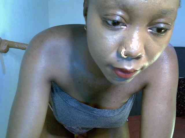 SpicyMackenzie1 webcam