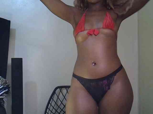 SpicyMackenzie1 webcam