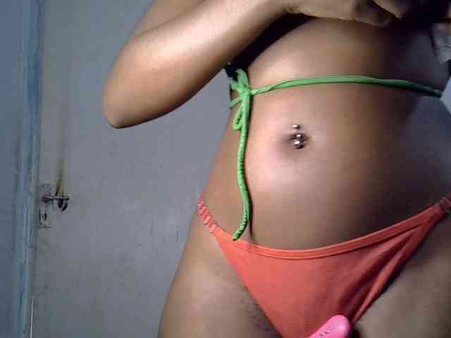 SpicyMackenzie1 webcam