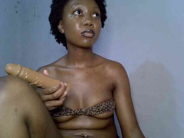 SpicyMackenzie1 webcam