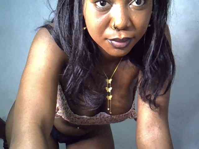 SpicyMackenzie1 webcam