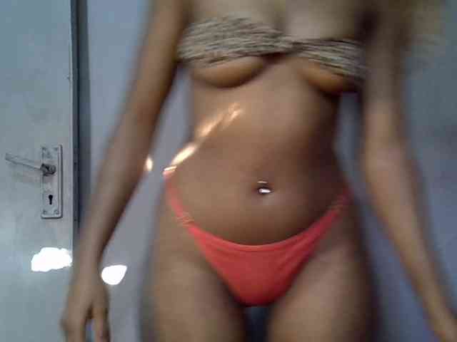 SpicyMackenzie1 webcam