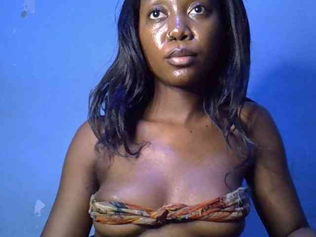 SpicyMackenzie1 webcam