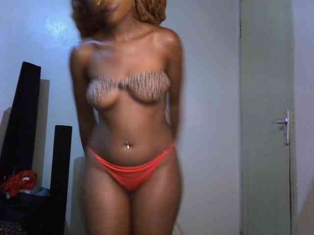 SpicyMackenzie1 webcam