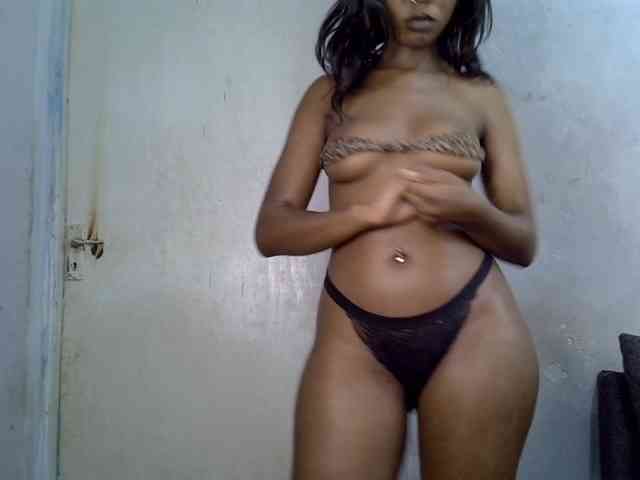 SpicyMackenzie1 webcam