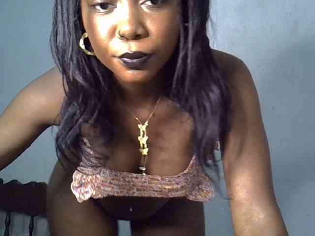 SpicyMackenzie1 webcam