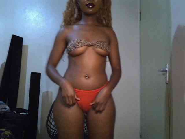 SpicyMackenzie1 webcam