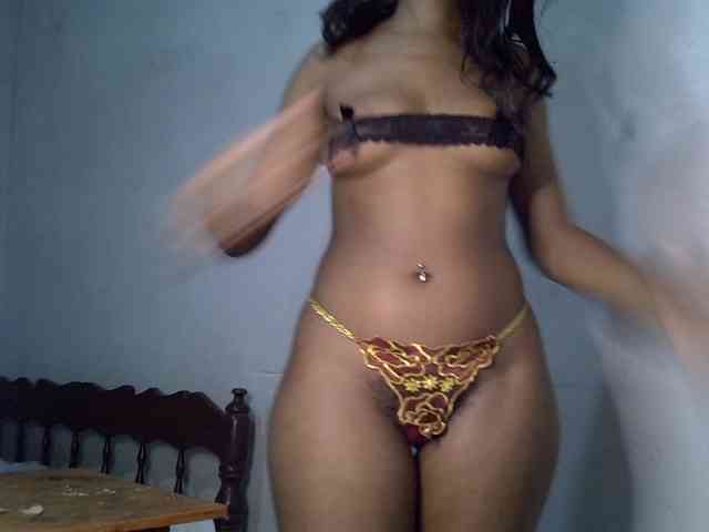 SpicyMackenzie1 webcam