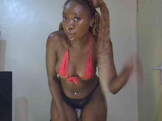 SpicyMackenzie1 webcam