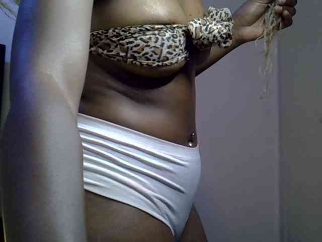 SpicyMackenzie1 webcam