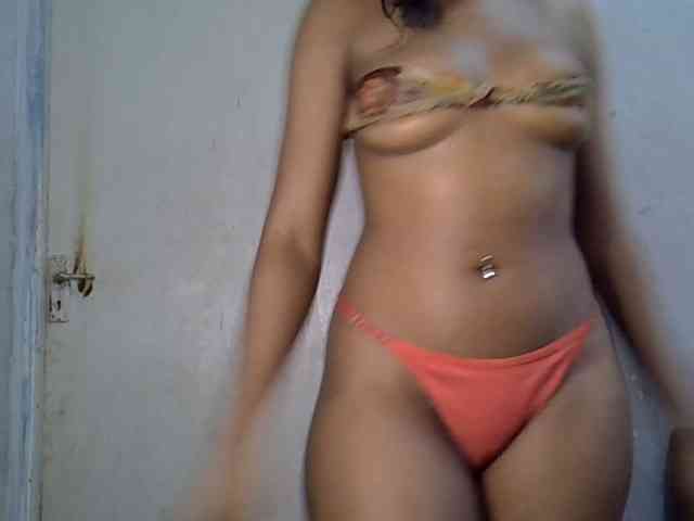 SpicyMackenzie1 webcam