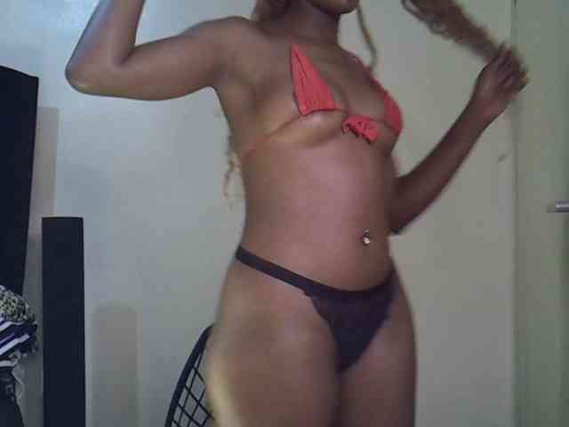 SpicyMackenzie1 webcam