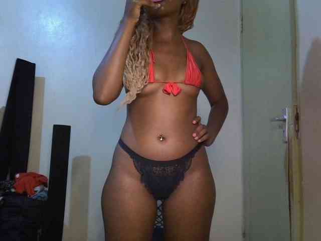 SpicyMackenzie1 webcam