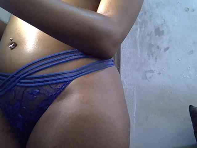 SpicyMackenzie1 webcam