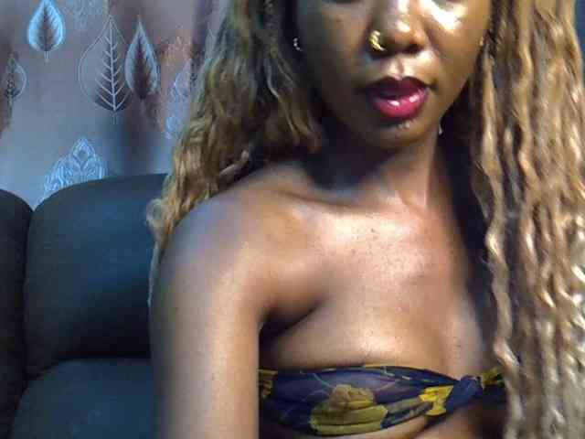 SpicyMackenzie1 webcam