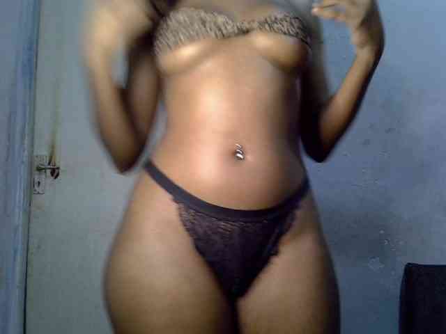 SpicyMackenzie1 webcam