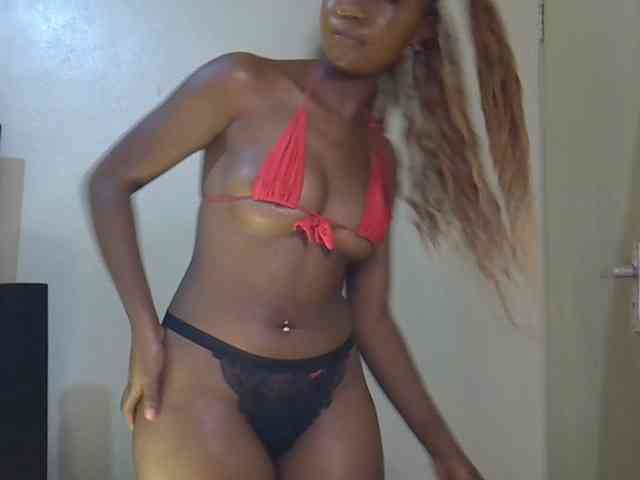 SpicyMackenzie1 webcam