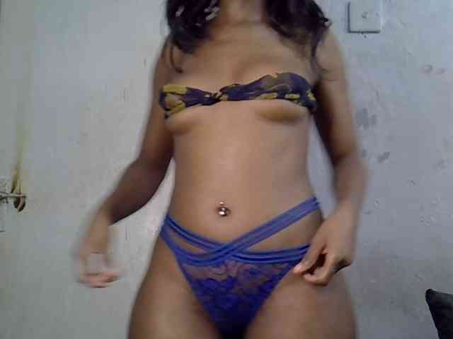 SpicyMackenzie1 webcam