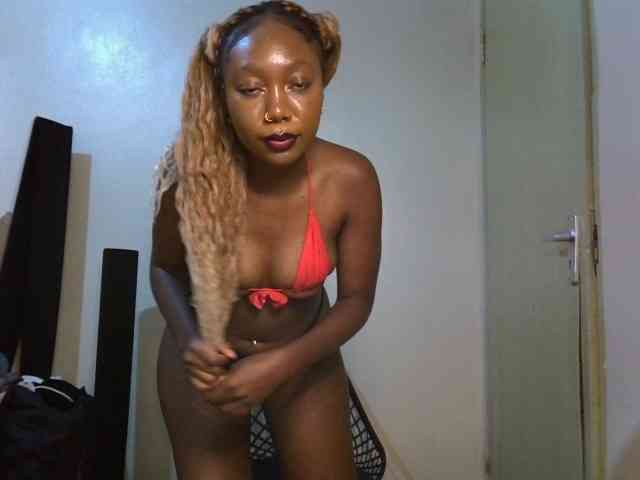 SpicyMackenzie1 SpicyMackenzie1