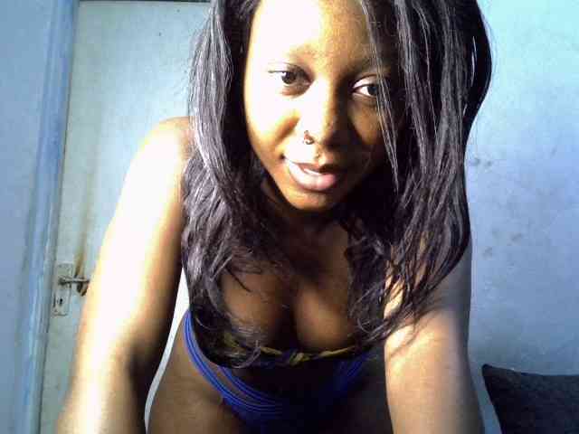 SpicyMackenzie1 webcam