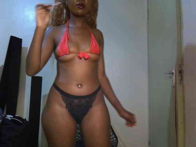 SpicyMackenzie1 webcam