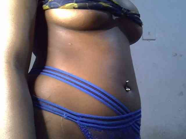 SpicyMackenzie1 webcam