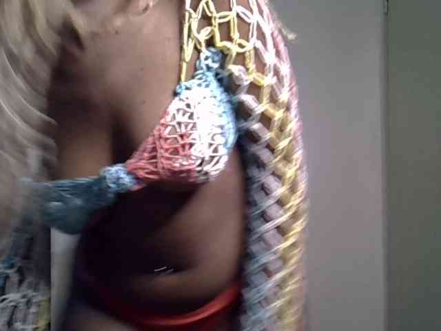 SpicyMackenzie1 Live Webcam on BongaCams