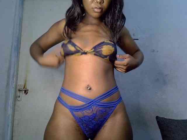 SpicyMackenzie1 webcam